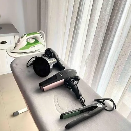 The Cosy Nest -breakfast Included & Car Available Apartamento